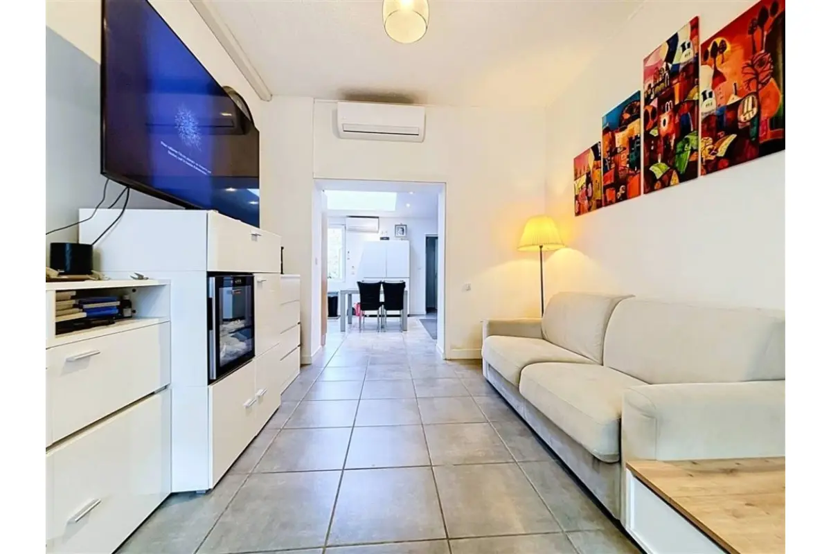 Maison à vendre à Mouscron 7700 179000.00€ 3 chambres 120.00m² - annonce 825560