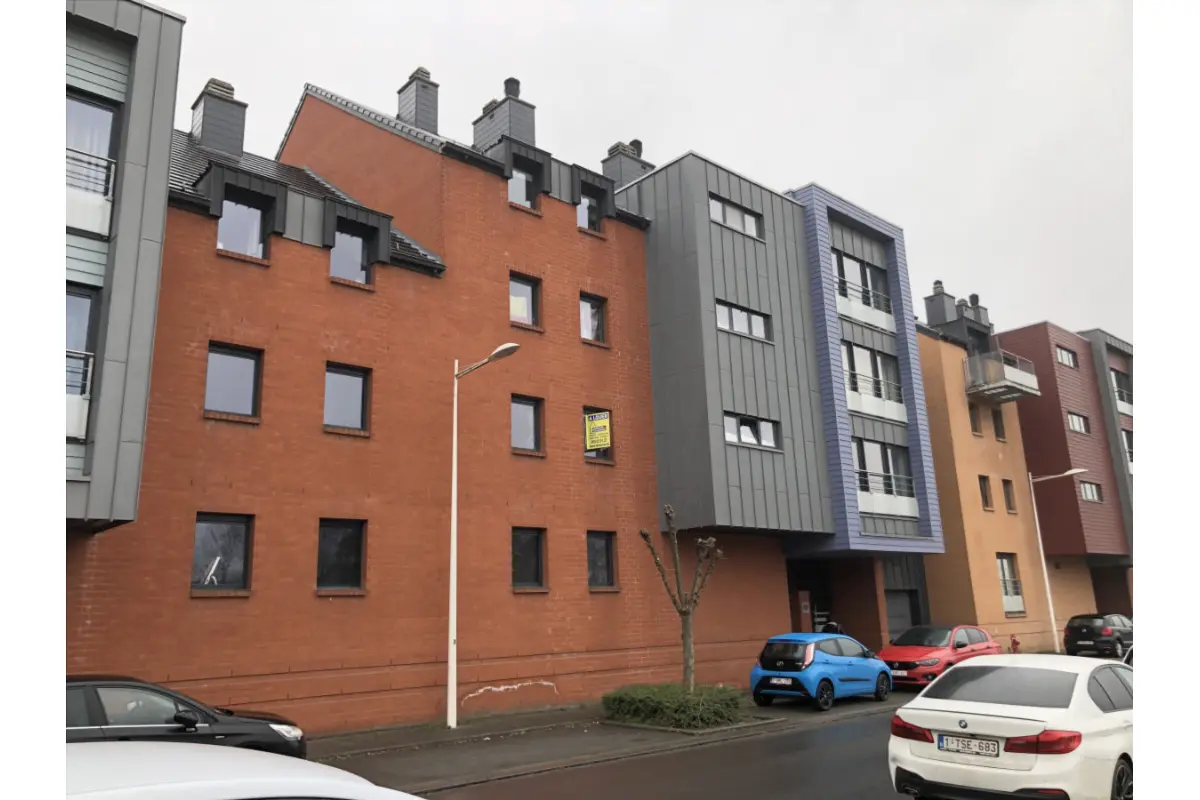 Appartement à  à Mons 7000 950.00€ 2 chambres 86.00m² - annonce 826469
