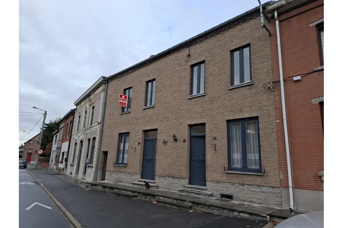 Maison à louer à Lambusart 6220 1100.00€ 3 chambres 110.00m² - annonce 827198