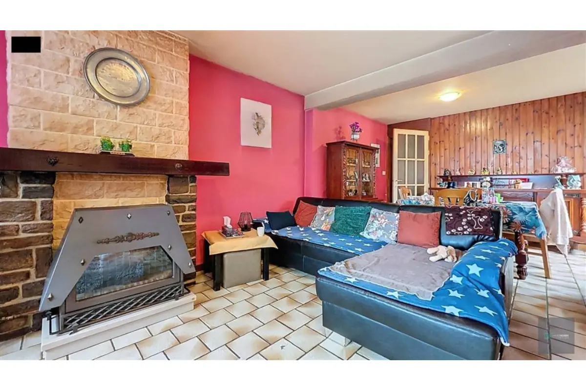 Maison à vendre à Gilly 6060 115000.00€ 1 chambres 82.00m² - annonce 827229