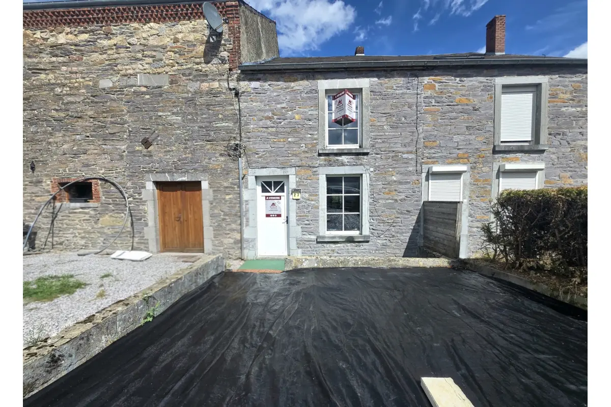 Maison à  à Aublain 5660 79000.00€ 2 chambres 110.00m² - annonce 828000