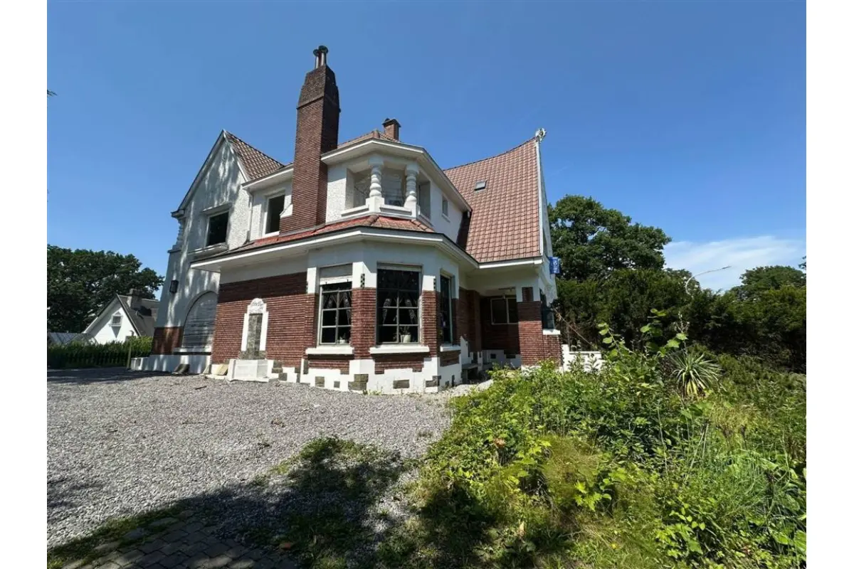 Villa à vendre à Loverval 6280 420000.00€ 6 chambres 313.00m² - annonce 828707