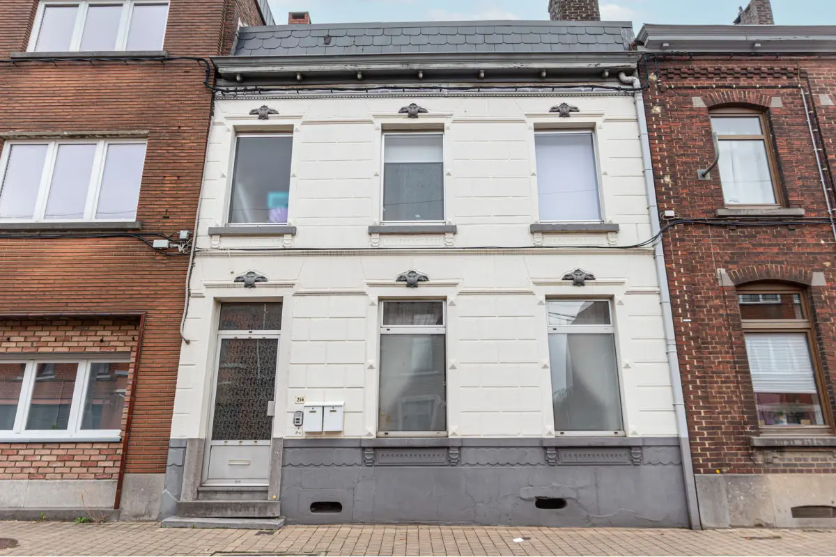 Maison à vendre à Jumet 6040 218000.00€ 4 chambres 200.00m² - annonce 828247