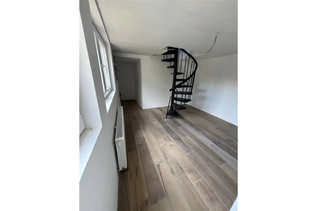 Maison à vendre à Gilly 6060 75000.00€ 1 chambres 72.28m² - annonce 828697
