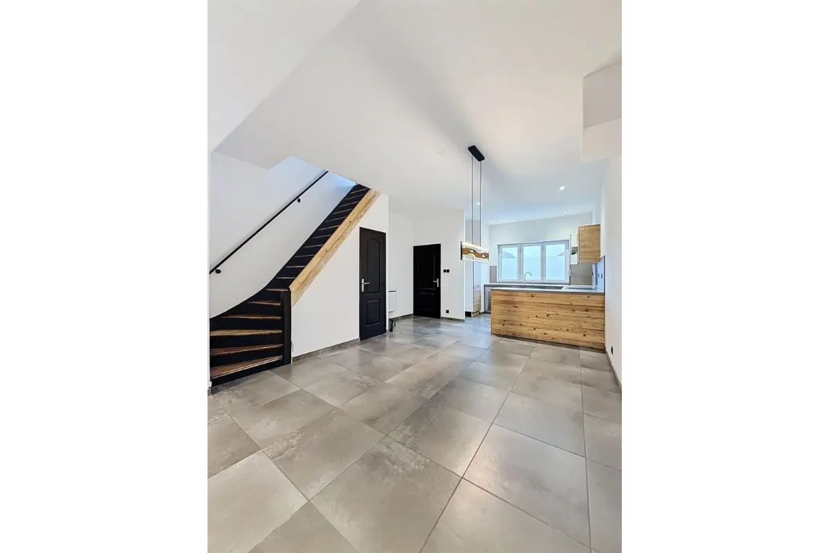 Maison à  à Estaimpuis 7730 875.00€  chambres m² - annonce 830010