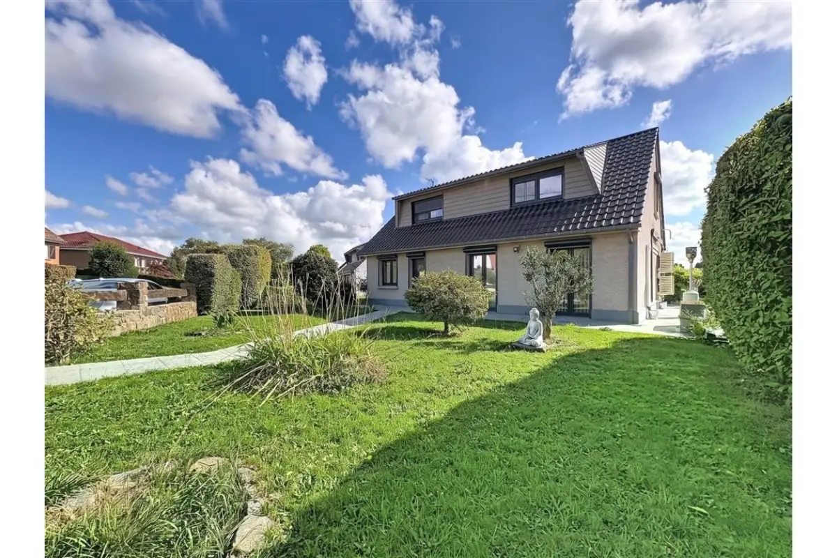 Villa à vendre à Bersillies-l'Abbaye 6560 297500.00€ 4 chambres 130.00m² - annonce 830209