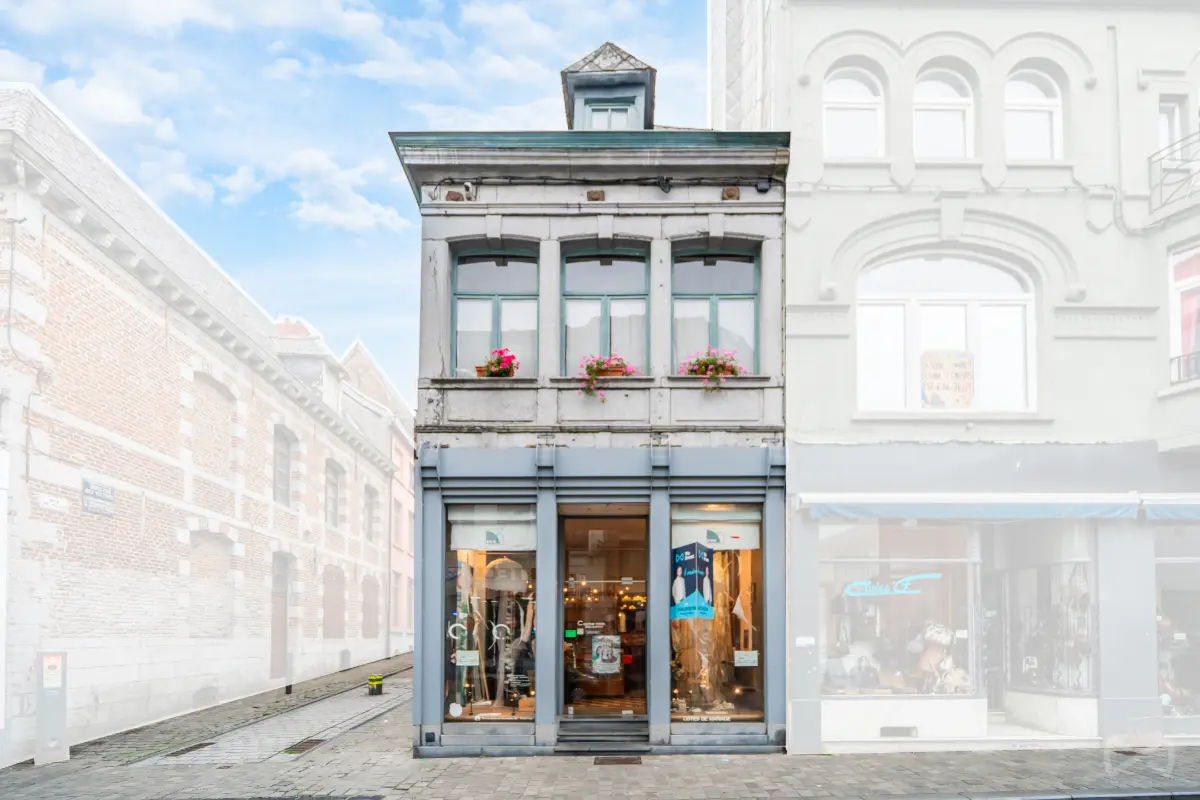Commerce à  à Mons 7000 200000.00€ 1 chambres 169.00m² - annonce 829391