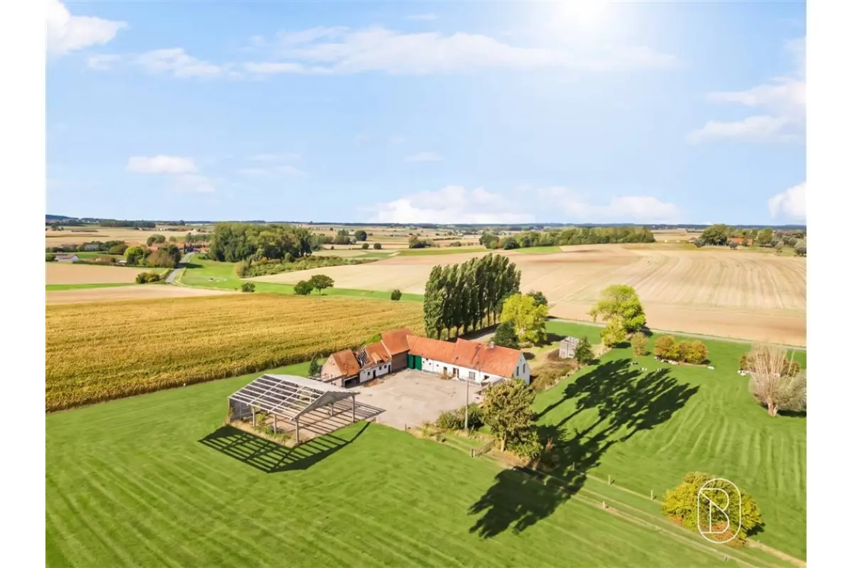 Commerce à vendre à Celles 7760 575000.00€ 2 chambres 290.00m² - annonce 830449